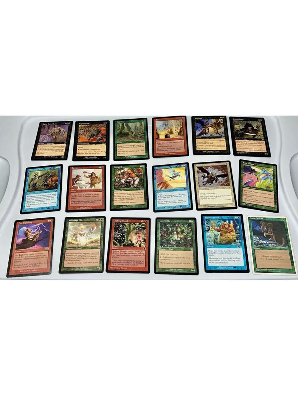Magic: The Gathering - 30 cards Assorted sets/ no lands. Multiple Sets Bundle 7